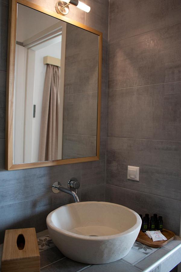 Agnadema Luxury Residences Schoinoussa 외부 사진