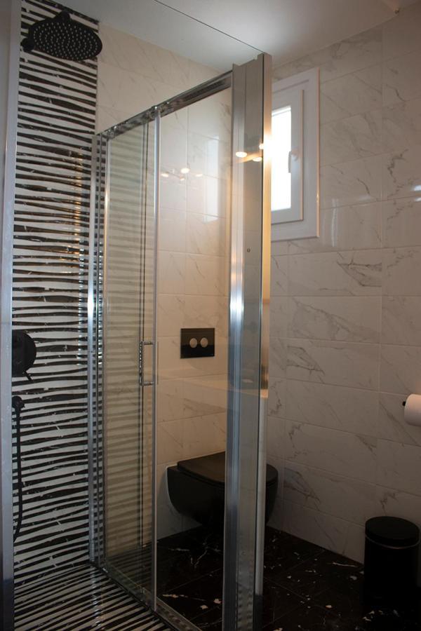 Agnadema Luxury Residences Schoinoussa 외부 사진